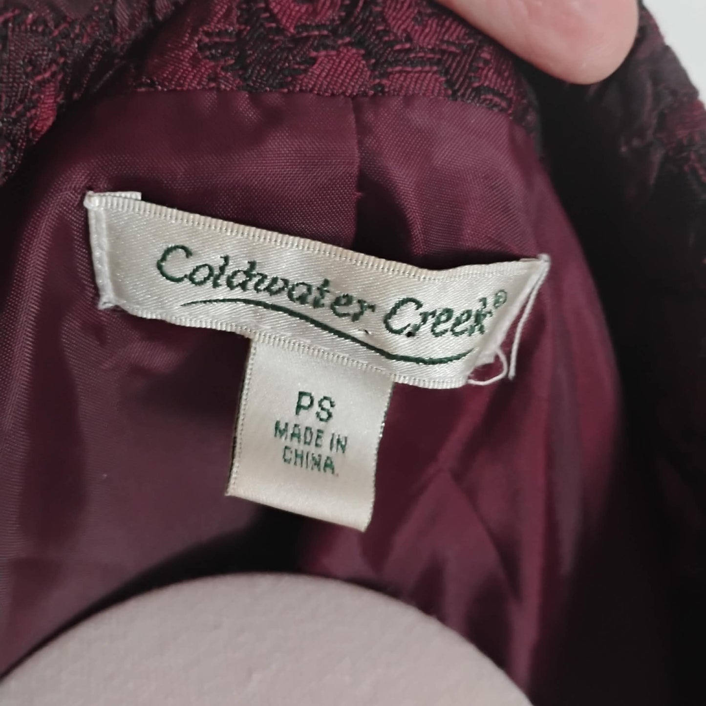 Burgundy/black brocade floral textured blazer by COLDWATER CREEK, size women's petite small
